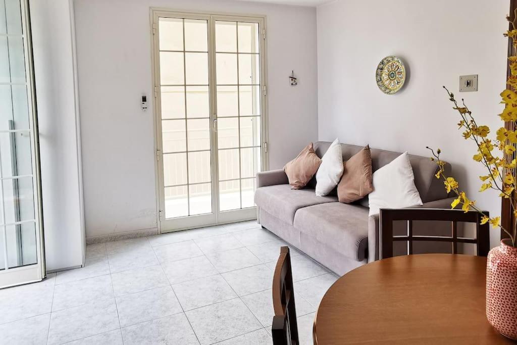 Casa Valentina A 100 M Dal Mare Διαμέρισμα Santa Flavia Εξωτερικό φωτογραφία