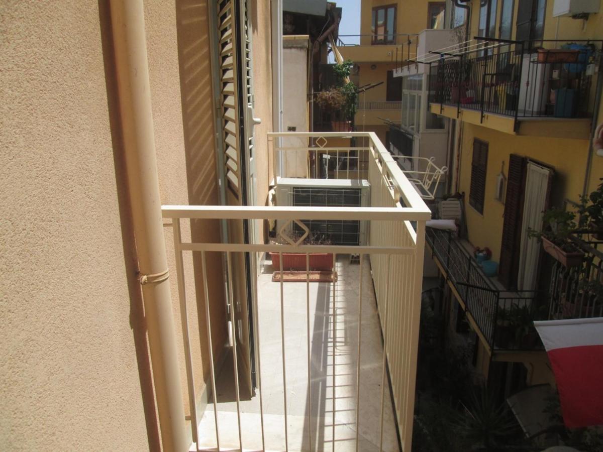 Casa Valentina A 100 M Dal Mare Διαμέρισμα Santa Flavia Εξωτερικό φωτογραφία